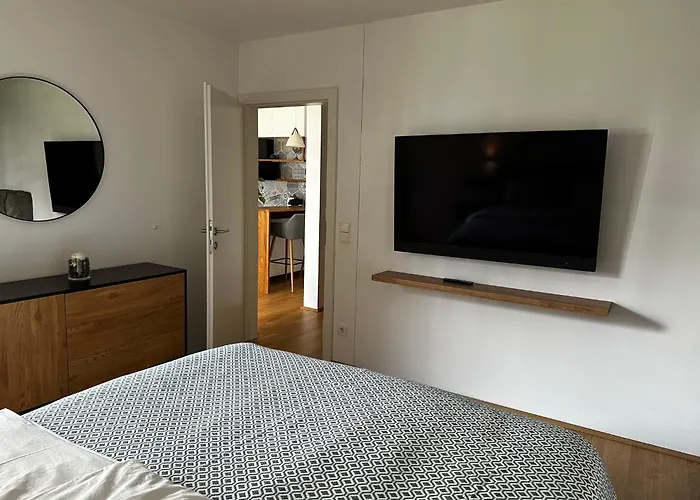 דירה 2-zimmer In Oberlaa Mit Privatem Tiefgaragen Platz *